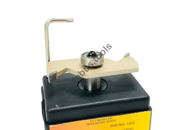 Фото 3 - Фреза кромкова фальцева (четвертна) Глобус серія 1023