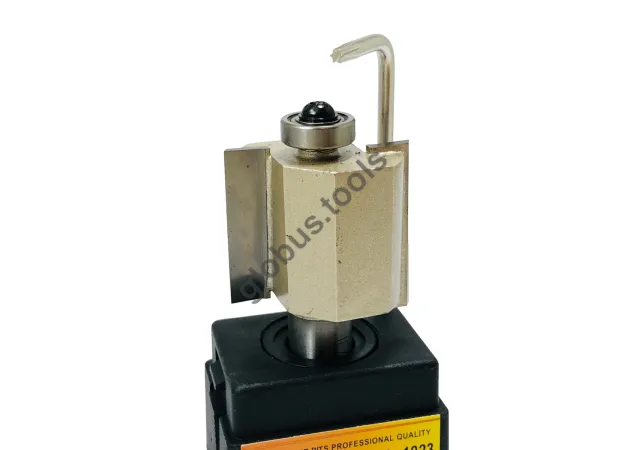 Фото 3 - Фреза кромкова фальцева (четвертна) Глобус серія 1023